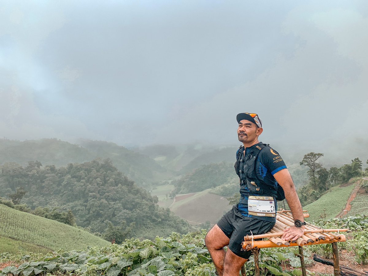 Oh26104848's tweet photo. คุณกิตติคะ รายงานสดจากดอยมูเซอ จะไปต่อหรือพอแค่นี้ #utdm #ultratraildoimuser https://t.co/n9iS3hPNnc