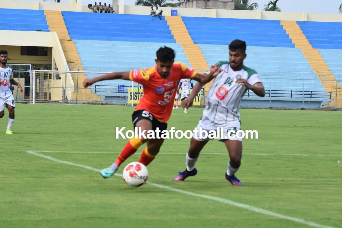 Kol_Football's tweet photo. Calcutta Football League Premier A Super Six 

Full Time 
Mohammedan SC 3-0 Aryan Club 👇
https://t.co/1Pw1HOZNxZ

Emami East Bengal 0-0 Kidderpore Club 👇
https://t.co/B4k6XmI1w6

#CalcuttaFootballLeague #KolkataFootball #EmamiEastBengal #MohammedanSC #KidderporeClub #AryanClub https://t.co/m4faSdkBQv