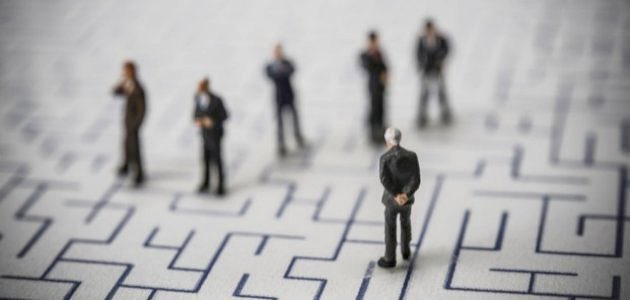 العاقل الذي يوفقه الله بعدتقدُّمه في العمر ،هو الذي كلما تقدم به العمر اكتشف أنه بحاجة إلى كل عمل يقربه إلى الله لذا لا تجد لديه رغبة في الصدامات ،أوالمشاحنات ، أو التفكير في الانتقام ،أو الانشغال بالردود على هذا وذاك.✍️🌴

#هي_لنا_دار٩٢ #الأمير_محمد_بن_سلمان