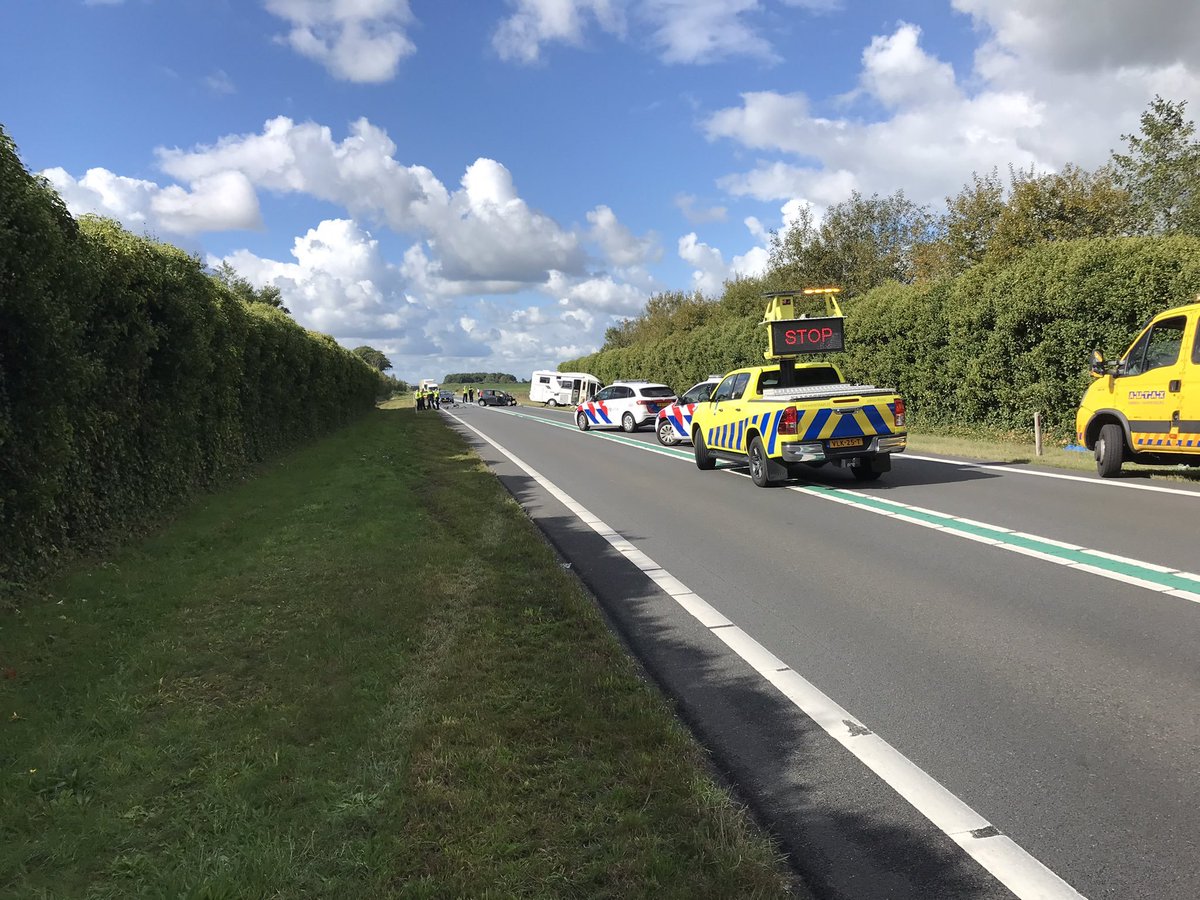 RWSverkeersinfo's tweet photo. Vanwege politieonderzoek en bergingswerkzaamheden blijft de #N36 tussen Ommen en Hardenberg naar verwachting tot 15:00 uur dicht. Via https://t.co/AkieH72Pmg houden we je op de hoogte van de actuele situatie, vertragingstijden en omleidingen. https://t.co/55Vt4k1hmK