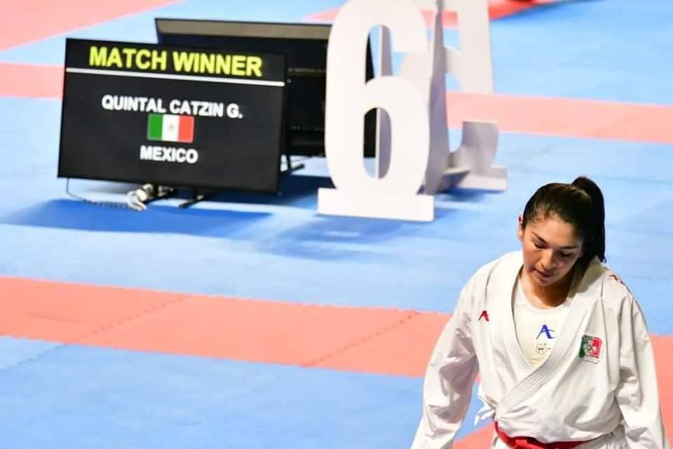 MauVila's tweet photo. Muchas felicidades a la yucateca @LupitaQuintal_, quien se proclamó como la mejor del mundo, ganando la medalla de 🥇 en la categoría +68kg en la Serie Mundial de Karate "Karate 1 Series A", realizada en #Kocaeli, #Turquía. En equipo seguimos impulsando el deporte en #Yucatán. https://t.co/Eos1BBhyrv