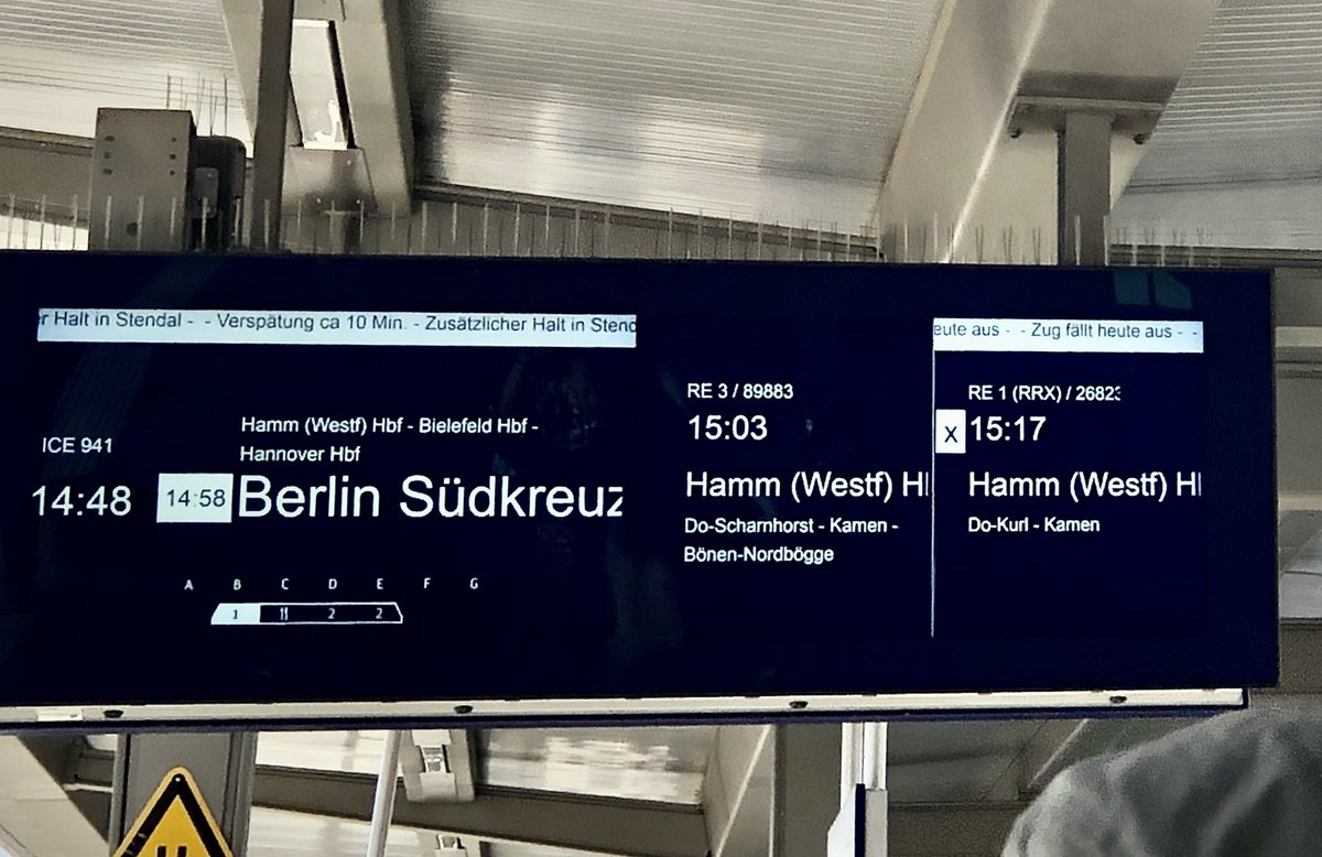 Unterwegs nach #Berlin zum Ausschuss für Bildungszusammenarbeit zwischen 🇵🇱 &amp; 🇩🇪 u.a. in der #Beruflich|en #Bildung. Ich freue mich aufs Plänen schmieden 😀 mit dem <a href="/dpjw_pnwm/">DPJW</a> <a href="/ebibs_hb/">EBIBS - Europabildung in Bremer Schulen</a> @ISB_Bayern &amp; vielen mehr.