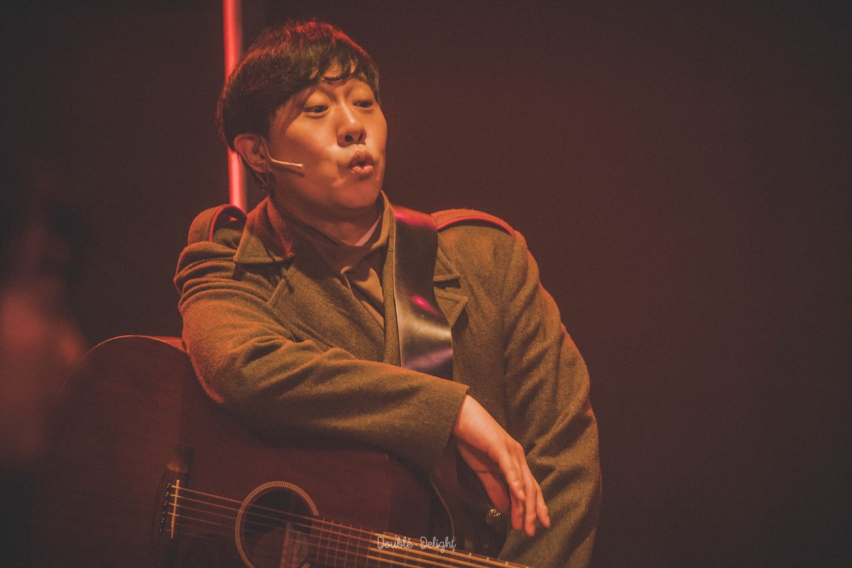 lost4amsleep's tweet photo. 220925 미드나잇 : 액터뮤지션
비지터 #박유덕 https://t.co/X2Zsw9ttB0