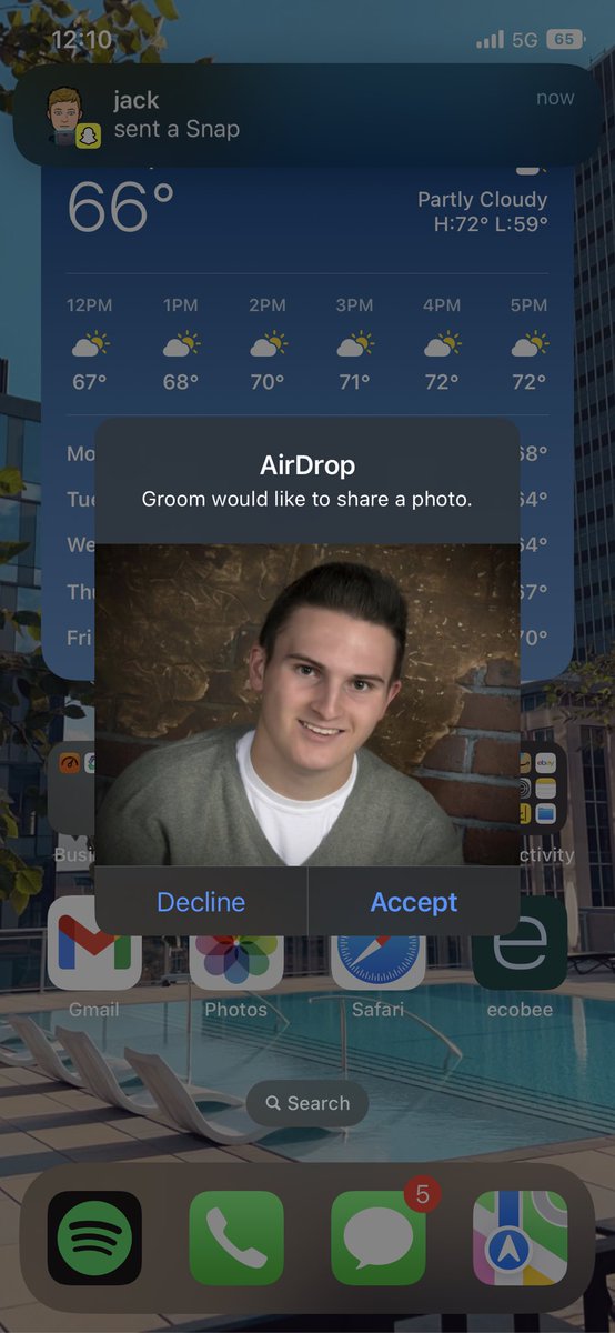 . (@therealtybeezy) on Twitter photo 