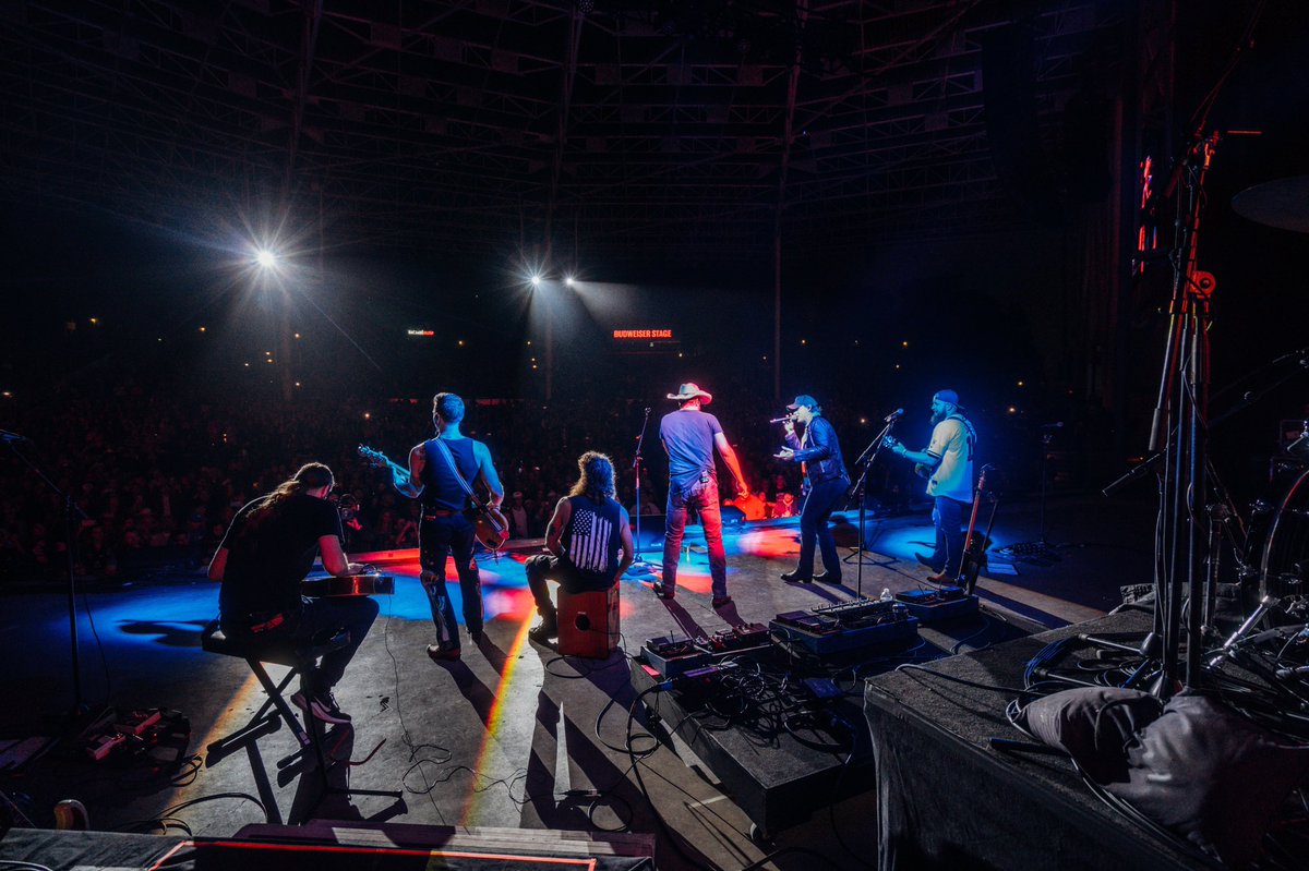 James Barker Band tweet media