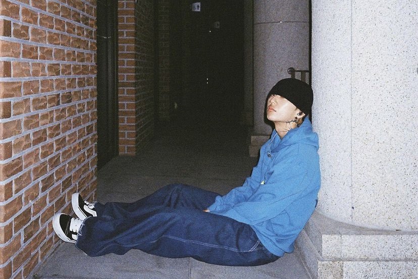[INSTA] WONJAE 220925

These days I’m into concerts work(ing on music) clothes cats film cameras camping. I don’t have enough time