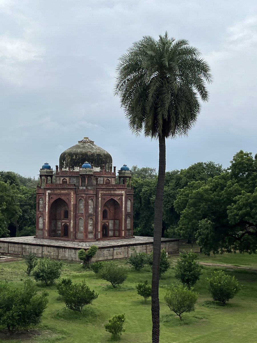 #HumayunTomb under the cloud cover ..this morn