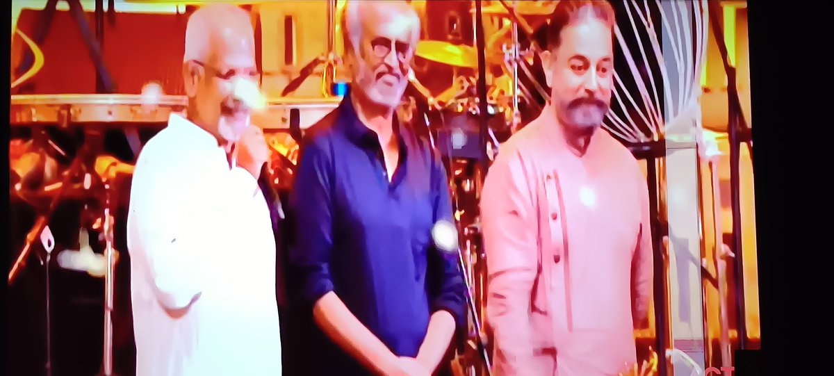Darling12Dilip's tweet photo. Ponniyin Selvan historical moment 
#PonniyinSelvan  #PonniyanSelvan1 #PonniyanSelvan #PonniyinSelvanAudioLaunchOnSunTV #Rajinikanth #RajinikanthArmy  #kamalhassan https://t.co/ZZyUrzNkGK
