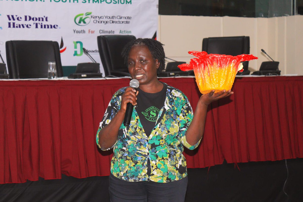 KenyaClimateChY's tweet photo. We appreciate our #youth who use different ways to communicate on #climatechange #youthvoicecop27 #art #bambooman even towels can mKe better flower vases! Kippra Kenya https://t.co/eZ6rYddvSM