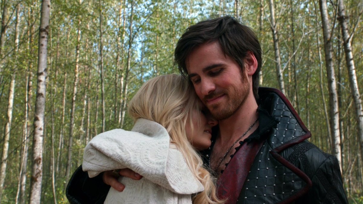 EnchantedSwans's tweet photo. ✨ CS Collection
CS hugging | 5x08
❤️❤️❤️
#captainswan #emmaswan #killianjones #jennifermorrison #colinodonoghue #onceuponatime #ouats5 #cscollection #cshug #cshugging #captainswanhug https://t.co/X5goJUIAHg