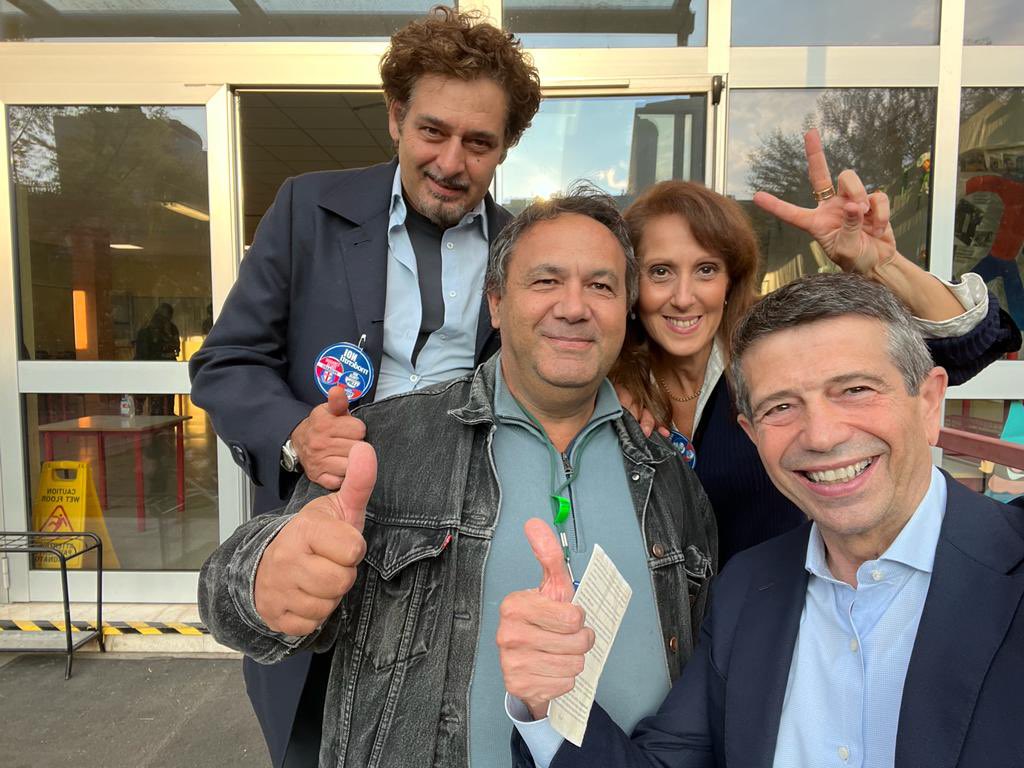 Si vota fino alle 23:00!