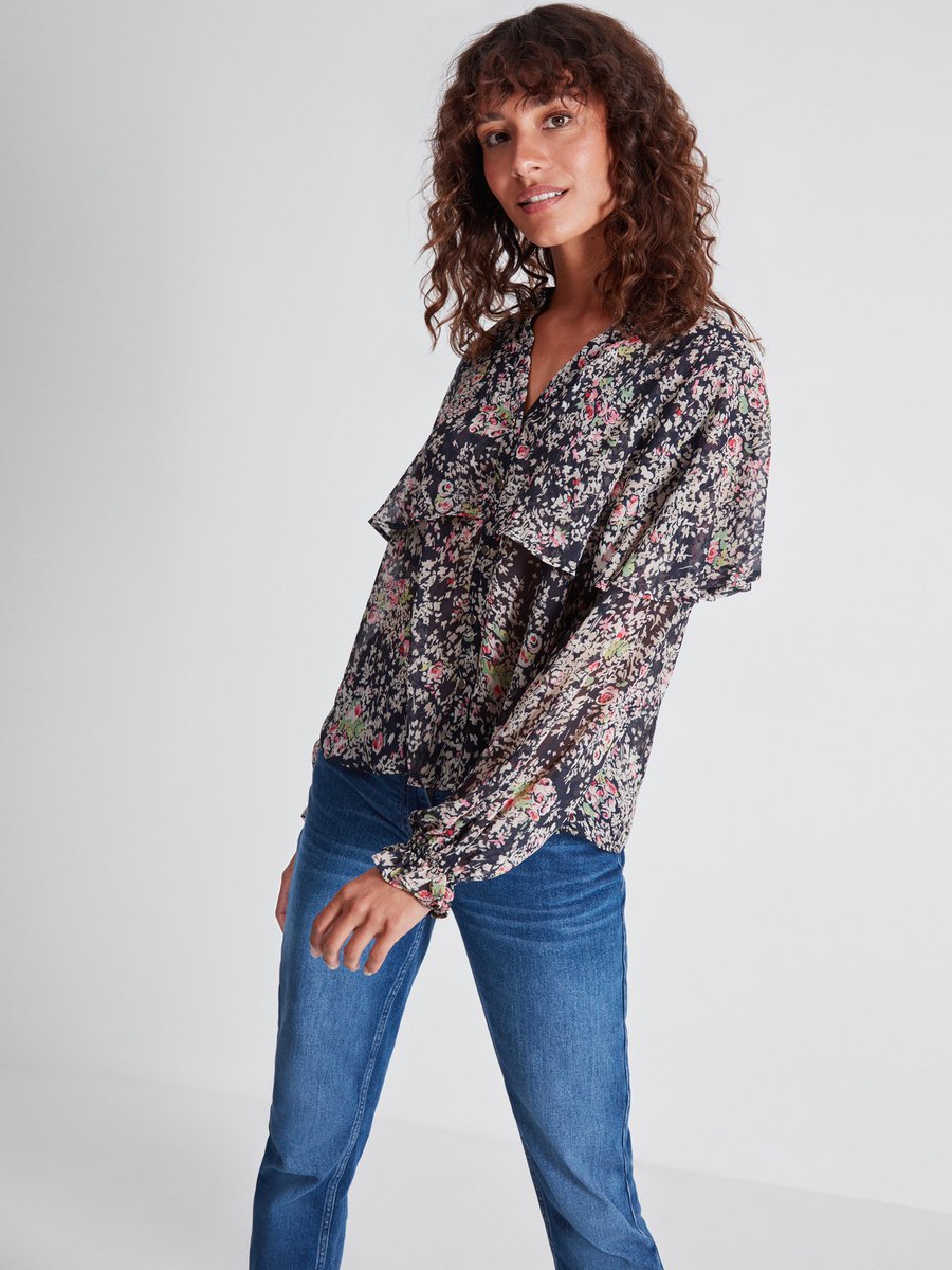 Beat the Sunday night blues with a wardrobe refresh. We're starting with our floral ruffle blouse. The chiffon, cape style ruffle detailing and long frill sleeves are just dreamy. 
Shop now: bit.ly/3RdmX0b