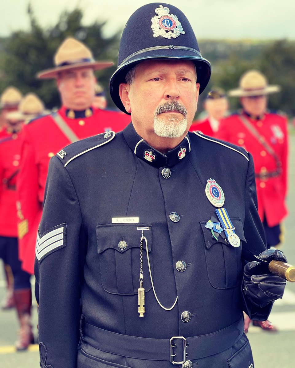 hescott's tweet photo. The 20th Annual Police & Peace Officers Memorial service was held today at Confederation Building in St. John’s to honour fallen officers #rcmp #rcmpfamily #rnc #police #policefamily #policememorial @RCMPNL @RNC_PoliceNL https://t.co/vk8oefjtLG