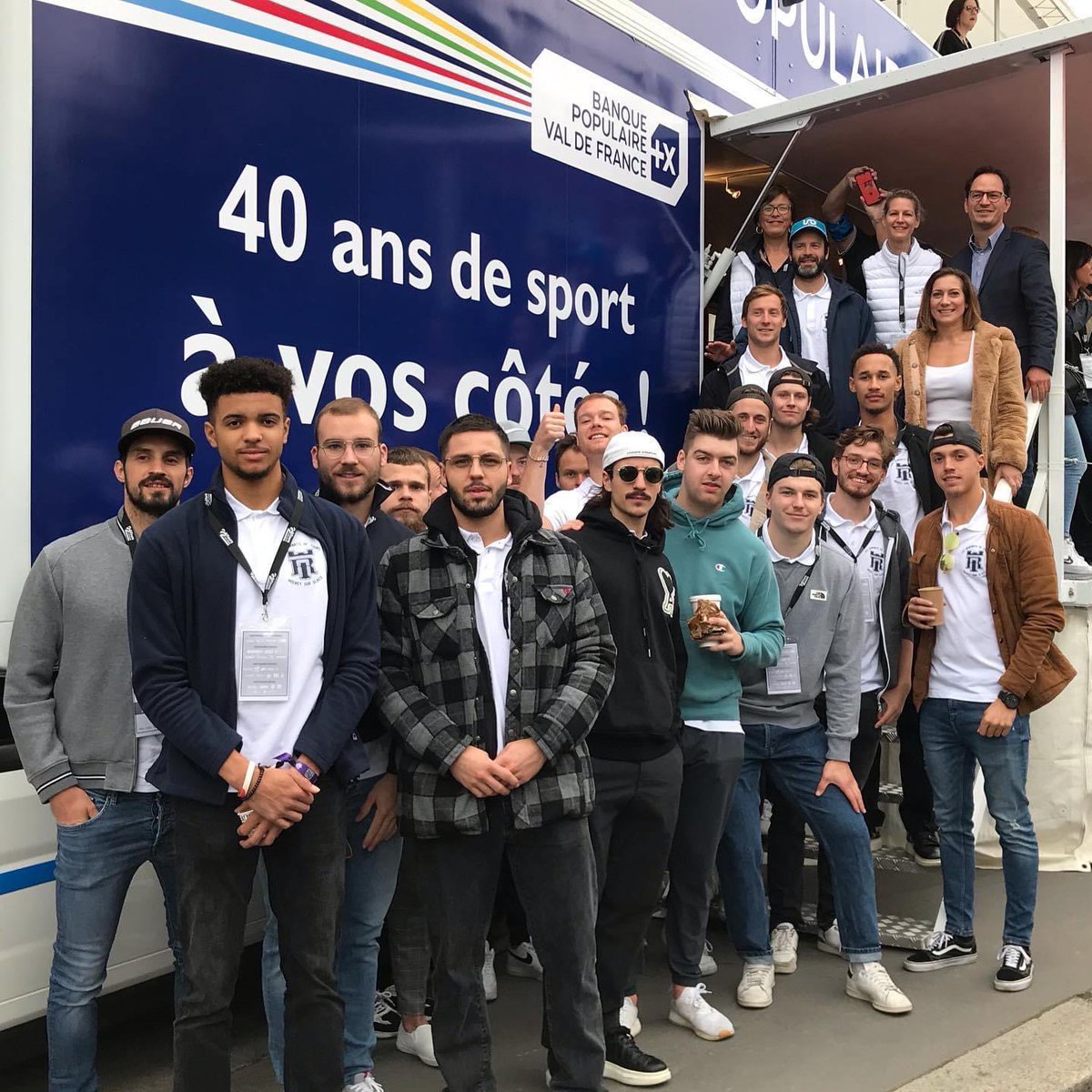 40 ans de partenariat avec <a href="/Marathon_Tours/">Marathon, 10 et 20 km de Tours</a> 🎉 Bravo aux organisateurs et merci aux <a href="/rempartstours/">Remparts de Tours</a> pour leur visite !