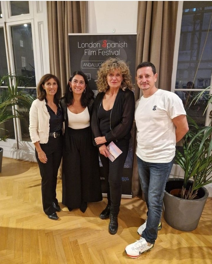 TradelinkConsUK's tweet photo. @extendajunta apoya la presentación de la Ventana Andaluza en la 18ª edición del @LSFFest con proyecciones de "La hija", del director almeriense Manuel Martín Cuenca, "La maniobra de la tortuga", del gaditano Juan Miguel del Castillo y el documental "Trance". https://t.co/QlWi3uOnts