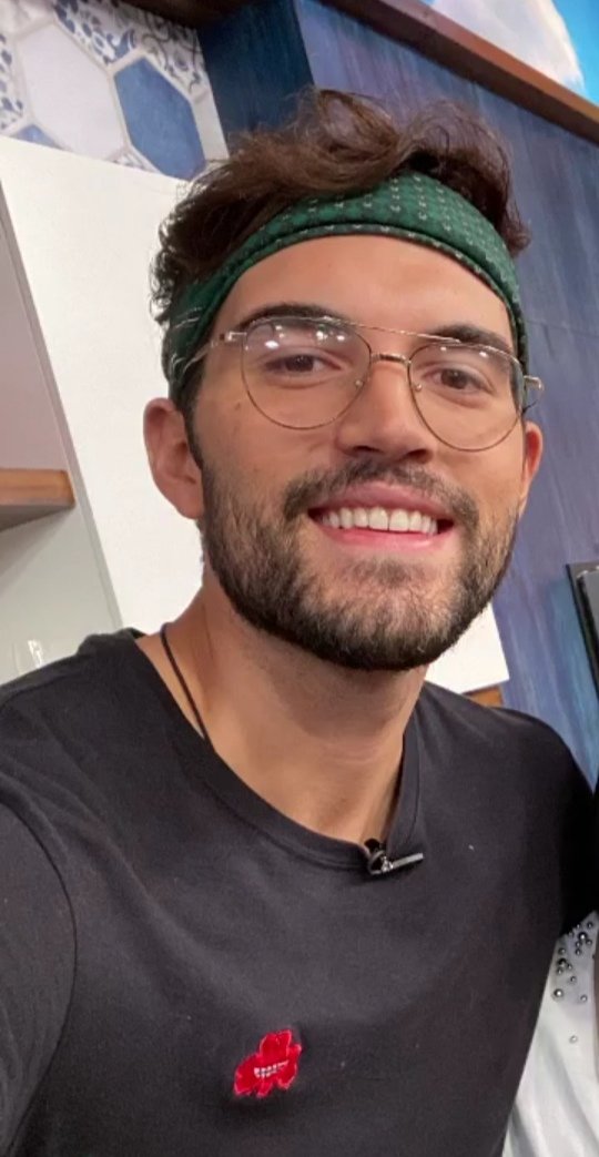 Rox_romero89's tweet photo. @VengaLaAlegria #VLAFDS Christian Carrasco la vida sin el en @mexico_survivor es todo un buen hombre 🥰❤ ganamos verdes, le pusiste la galleta a mi Chris querida @gabyramiirezz ranflita!!! #DomingoSinBajón https://t.co/AIfuq5Bdcs