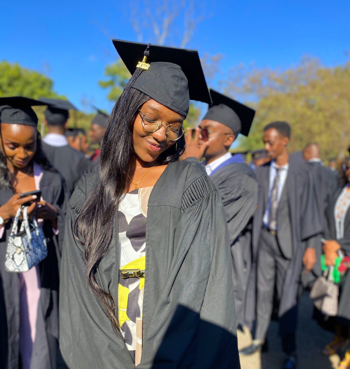 adiiwhitetv's tweet photo. I did it 👩‍🎓 https://t.co/MGjCFaQU0g