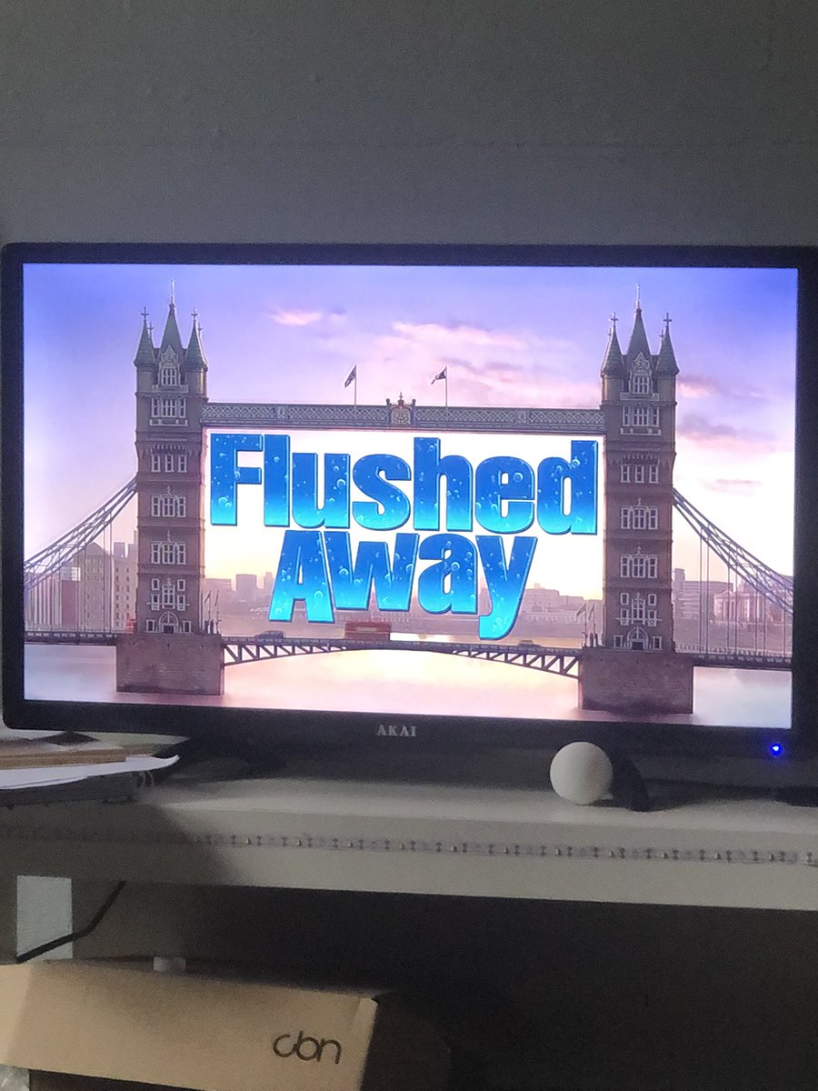 roddysaintjames's tweet photo. watching myself on the big screen hope all the poor sewer rats see these 🤣🤣👎👎 #fuckallthemsewerrats https://t.co/yka9Jd8XKZ