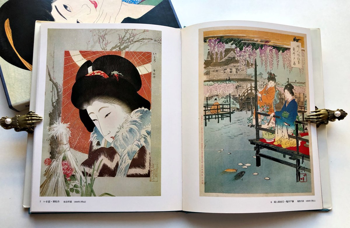 robinghvintage's tweet photo. #JapaneseArt #ArtBook - #TheFemaleFigure - #1970s - with #Slipcase - #Printed #inJapan - #Geisha #Paintings and #ModernArt #ColorPrints #VintageJapaneseArt #AsianArt #AsianBeauty #vintageart #vintageartbooks #asianartists #vintageasianart link: https://t.co/hwS5Ni8zc5 via @Etsy https://t.co/HILHBIoDg5