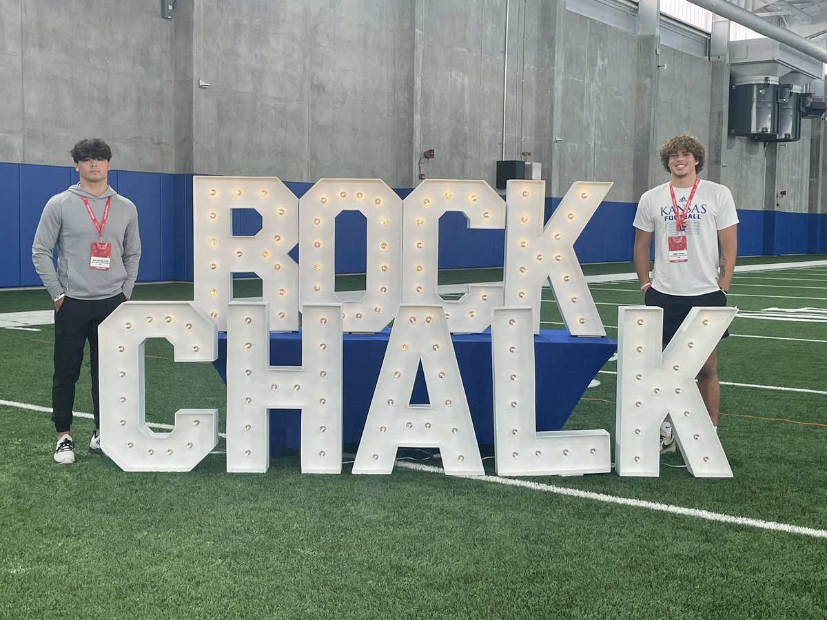 WWallace2023's tweet photo. Had a great time at KU yesterday. Thank you @KU_Football @CoachSvarczkopf @ChelleStanley_ @CoachWallaceKU @CoachJPeterson for the visit. ROCK CHALK🔴🔵 https://t.co/a8OaTwguBr