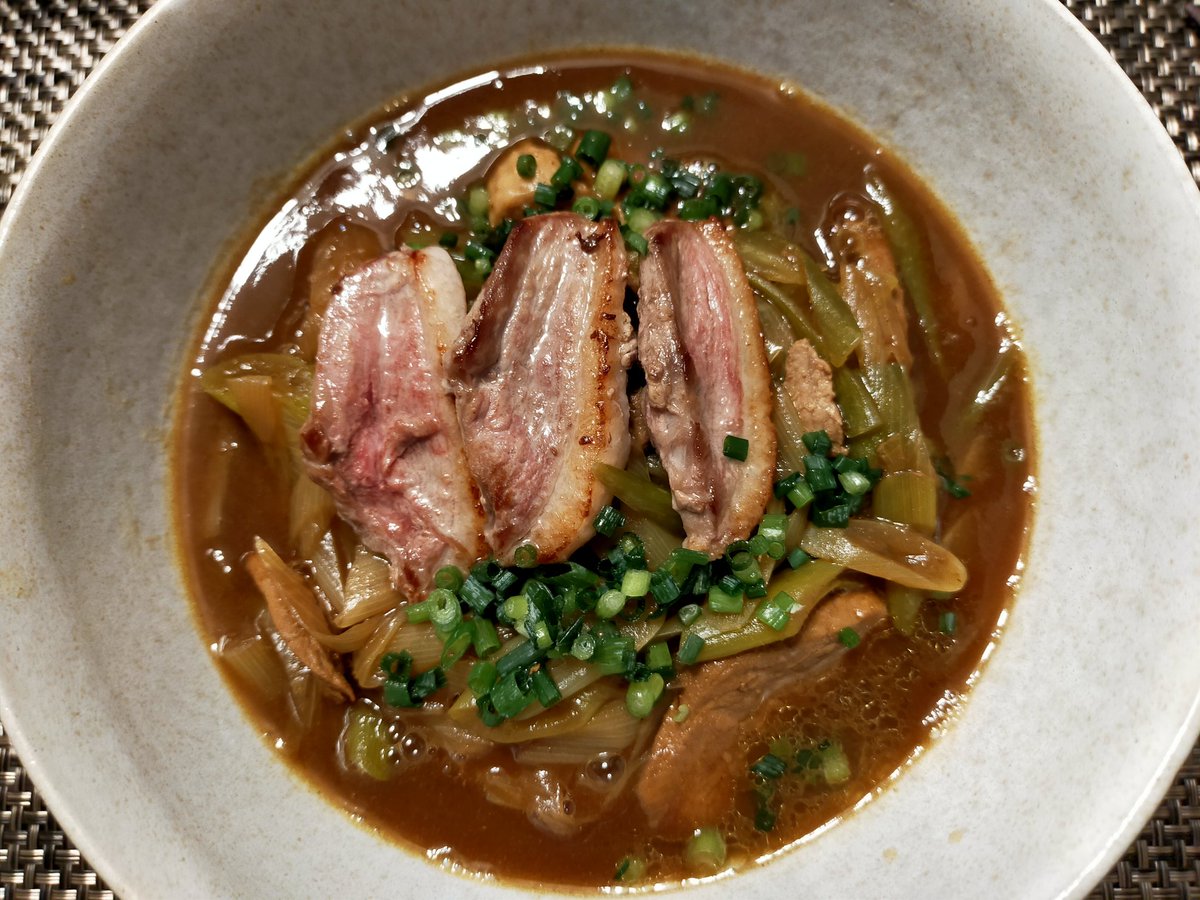 今日の晩酌③ 鴨カレー南蛮そば 洋かと思いきや和で〆