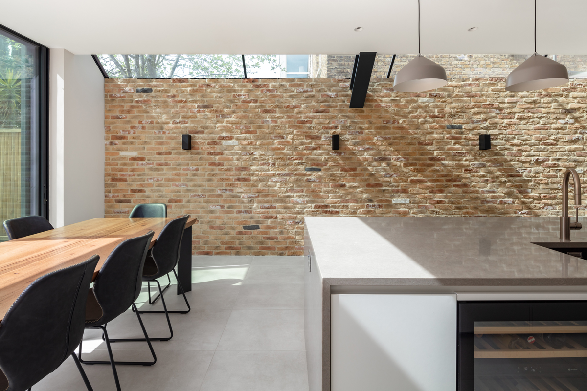 Sensational kitchen extension with the #London Multi brick slips from <a href="/Kuci_Design/">Kuci Design</a> 
Fabulous design by <a href="/LondonArchitect/">Granit Architecture + Interiors</a>
 
#brickslips #exposedbrick #kitchen #interiordesign
