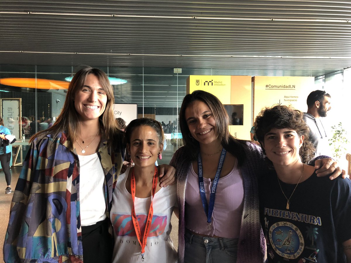 Mvaldi44's tweet photo. #CIEF2022  reencuentros bonitos! @AleaRoque @irenEFypasion https://t.co/uJ3GS681cp