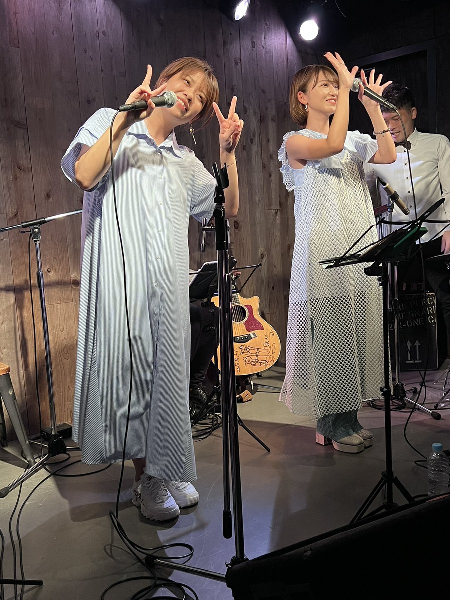 gomikuso_ga's tweet photo. 9/25 おつさどLIVE
夢のような時間をありがとう🥰
今回のおつさど、今までで1番良かったな🎶🎤
なんかお二人の楽しんでる姿を見てたら、なんかウルウルしちゃった🥹
すごい素敵な表情してた❣️
#consad #優未 #武田レイナ #代官山
#NOMAD #歌うま #生バンド https://t.co/dj81V9RGEC