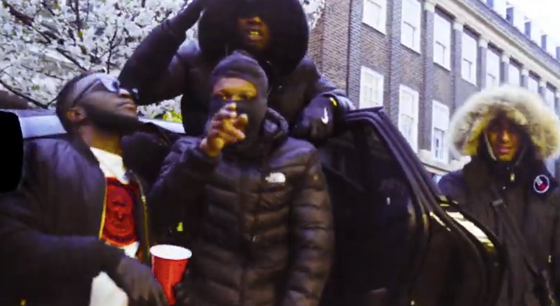 AimzorAimer tweet media