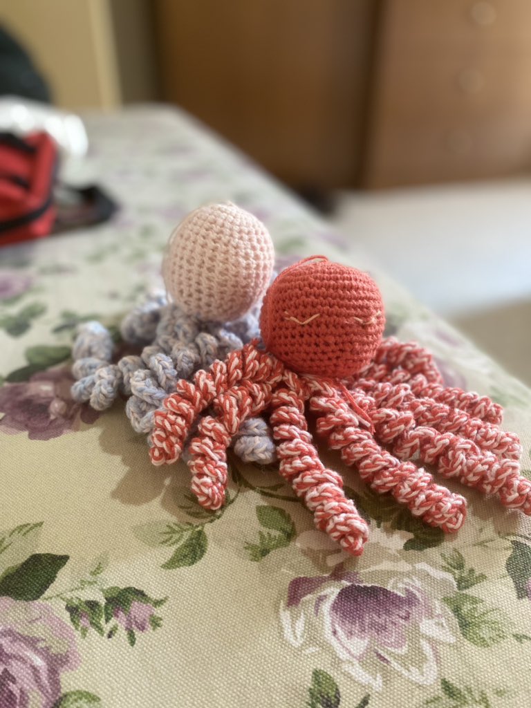 nato347's tweet photo. Selling these homemade crochet projects ! https://t.co/4ptgHWJYLr