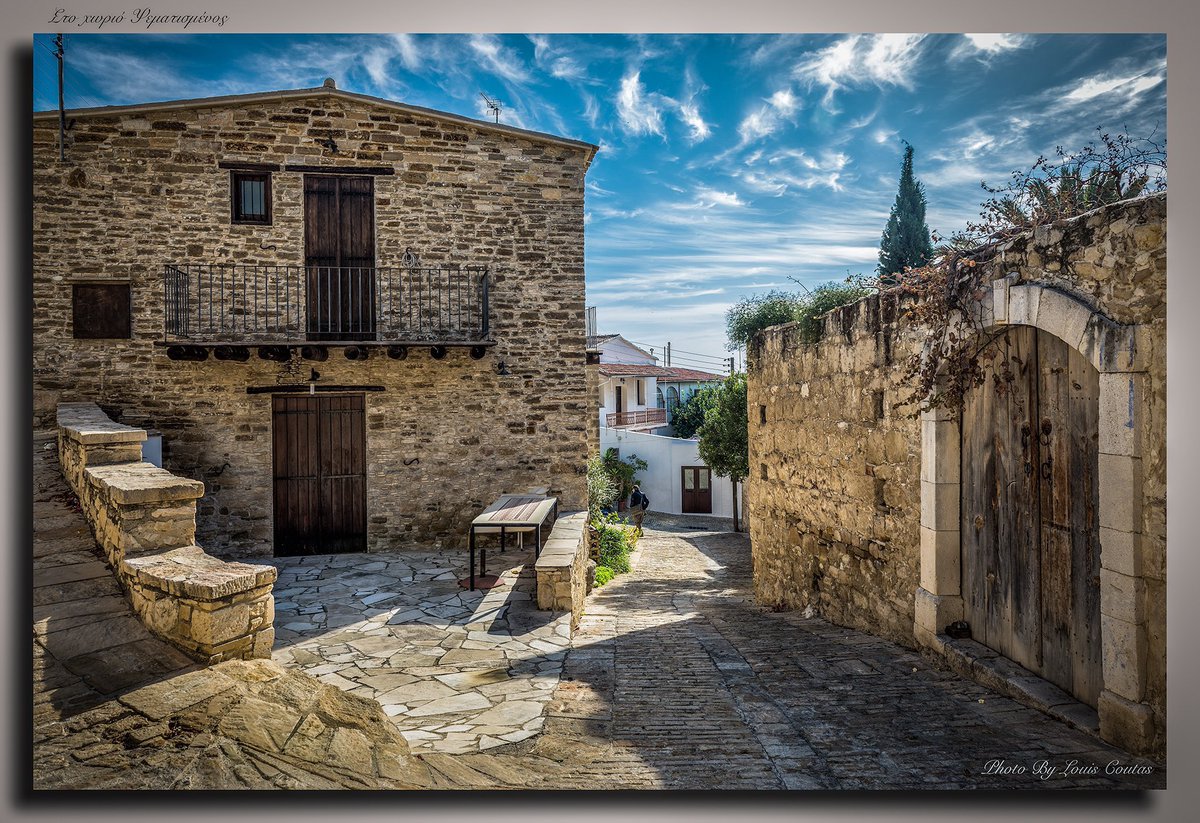 eevriviades's tweet photo. Στο χωριό Ψεματισμένος
At Psematismenos village
© @LouisCoutas
https://t.co/nwVi6Ck30J
#Cyprus #Cypriot #villages #CyprusVillages #Ψεματισμένος #Psematismenos #Larnaca #visitCyprus #loveCyprus #simplyCyprus @LarnakaRegion https://t.co/oBf5wmzJQA