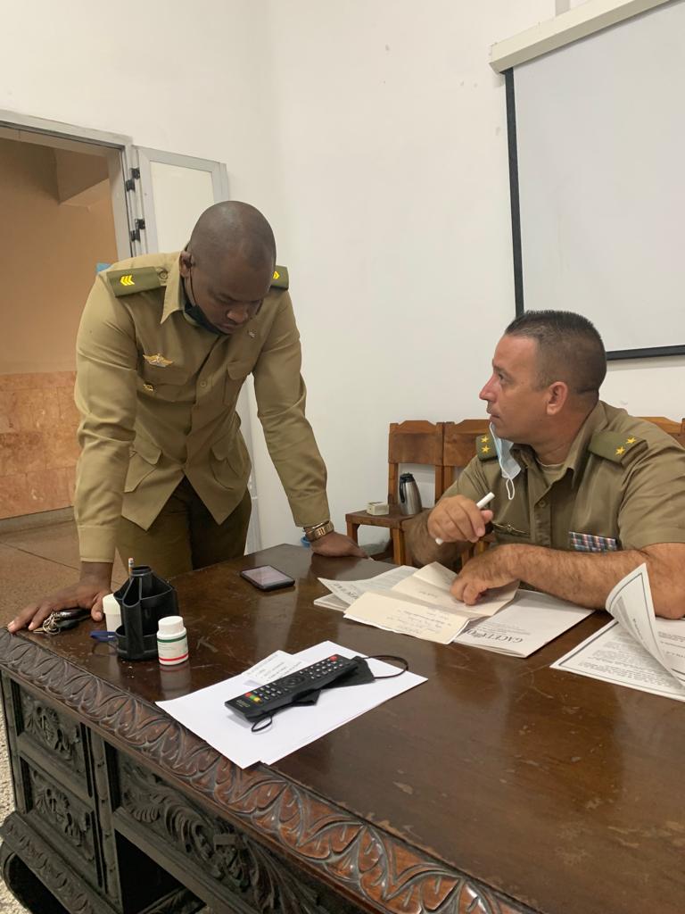 LogVanguardia's tweet photo. Desde temprano, este 25 de septiembre, los miembros de @LogVanguardia en referendo por el Nuevo Código de las Familias.
#CódigoSí.
#YoVotoSí 
#Cuba https://t.co/PY1vowmXcY
