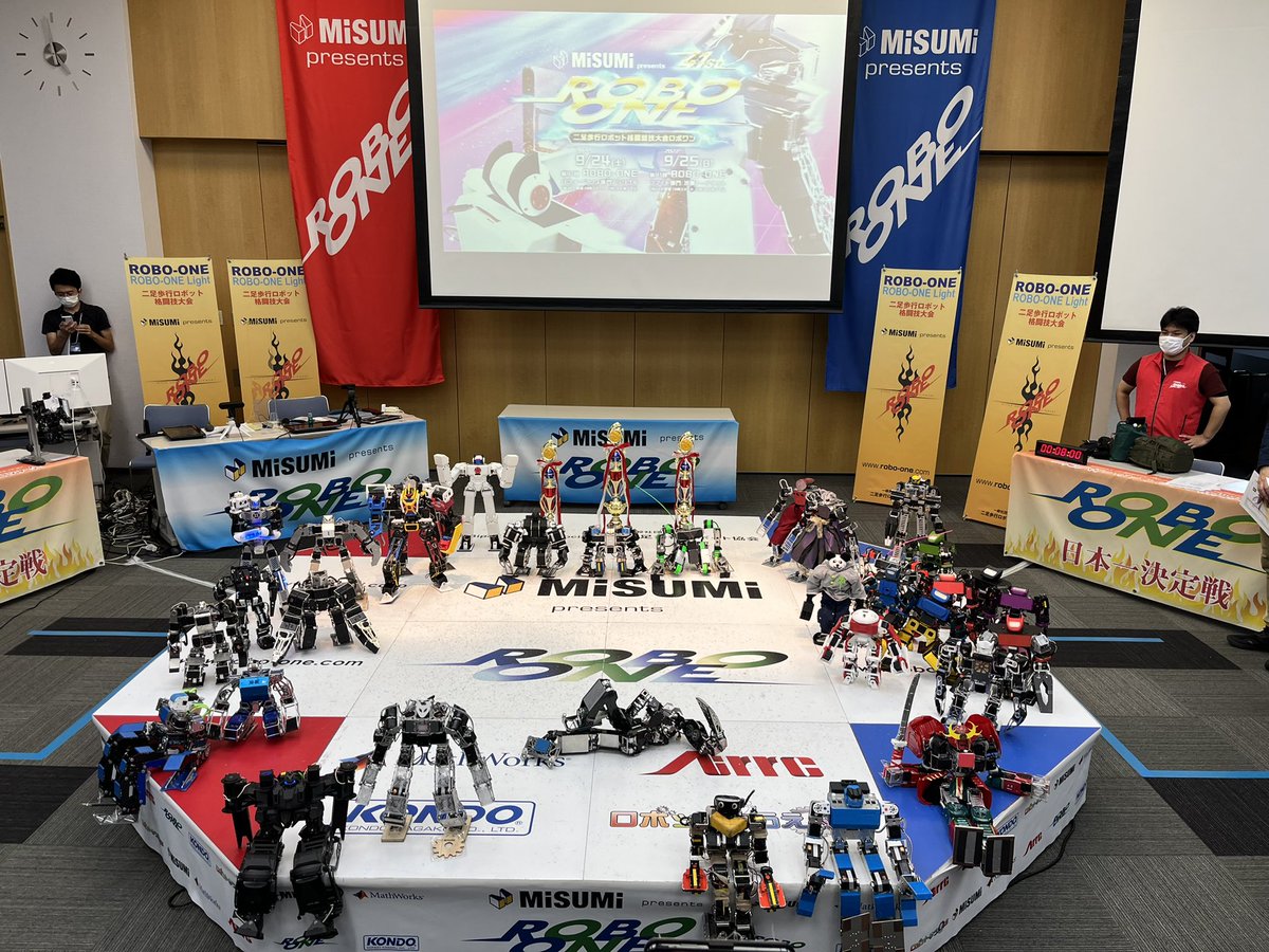 TTScaleCrawler's tweet photo. 第41回ROBO-ONEお疲れ様でした。自分は3位でした。
個人的にずっと狙っていたミスミ賞をいただけたのもとても嬉しいです。
途中致命的な機体トラブルがありましたが、リカバリーを手伝ってくださった方々には感謝してもしきれません。 https://t.co/wMZ6UDJAvN
