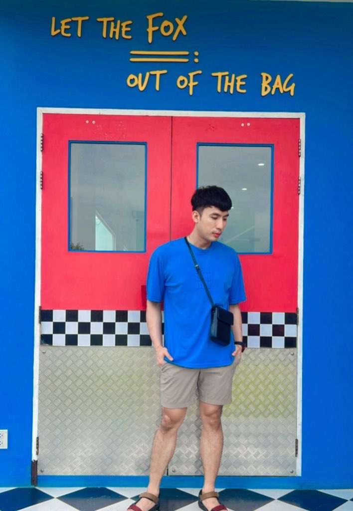 Let me to the world 😉#โสดนะอยากบอก😀😀
