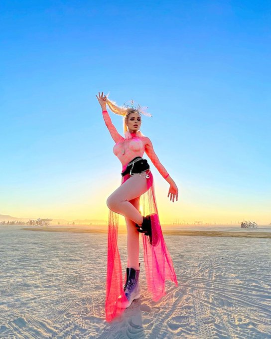 Goddess vibes 💗 https://t.co/J279Jzkbsm<a href="/tag/sexy"class="tags"><span>#sexy</span></a><a href="/tag/onlyfansgirl"class="tags"><span>#onlyfansgirl</span></a>