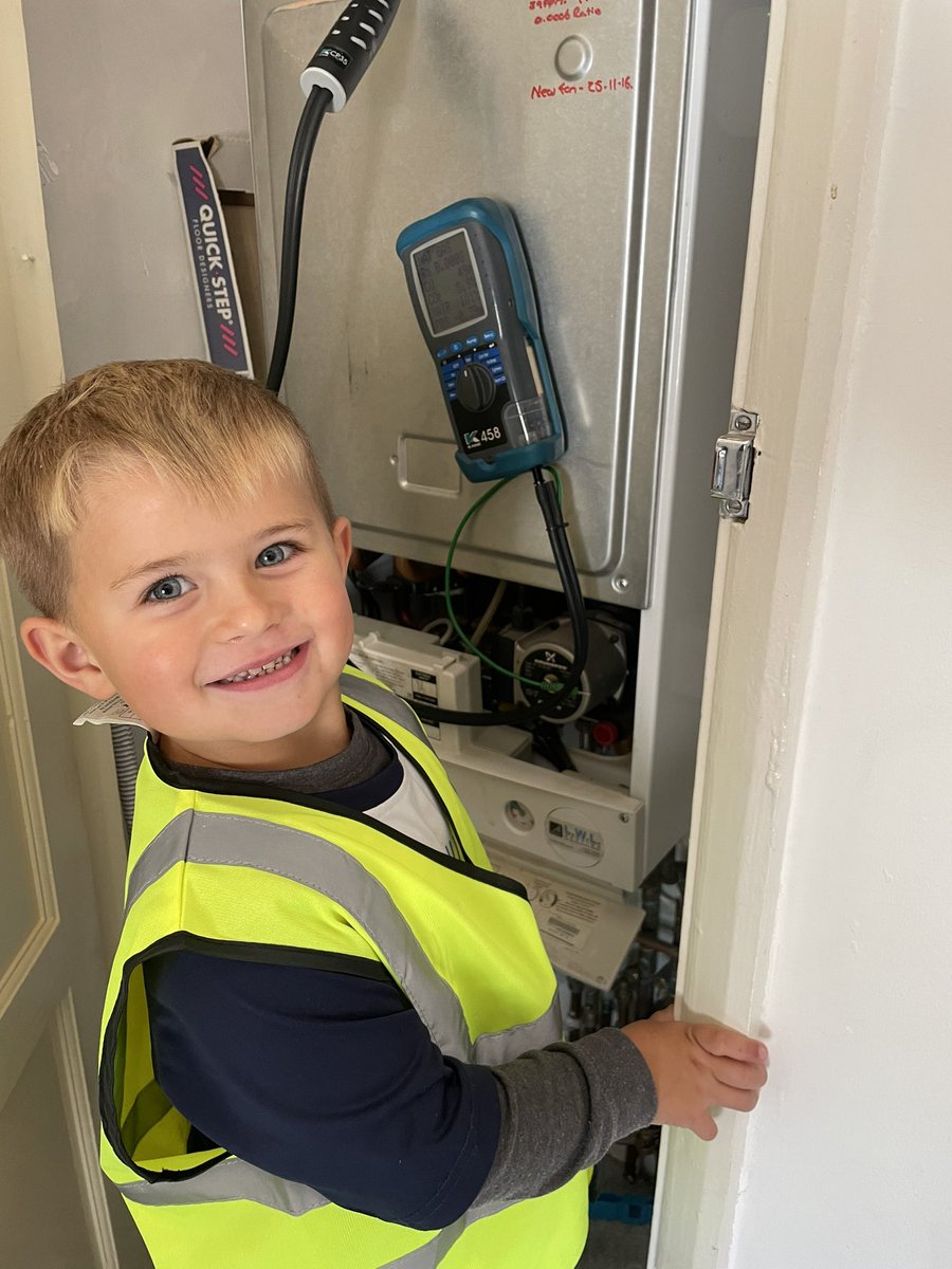 Lloyd Stafford tweet media