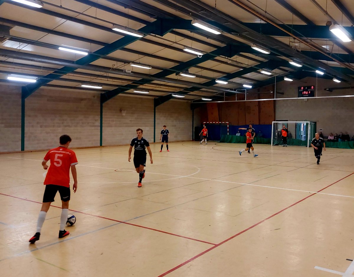 NorthmptonLions's tweet photo. Excellent game to start the season @LNFSengland vrs @BristolEagles competitive and played in a great atmosphere. @NorthmptonLions finally seeing out the game 9-7 #futsal https://t.co/2jtF3L43aO