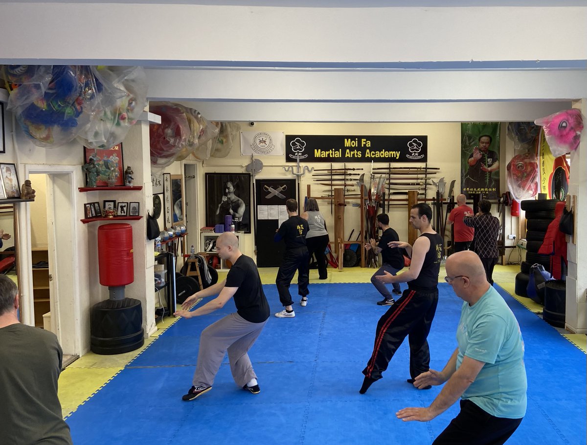moifa_sifu's tweet photo. A great Tai Chi class this morning. Form &amp; Push Hands training. Come and try a Free Taster session, improve your mental and physical health #TaiChi #Taijiquan #healthystart #startyourday #SundayMorning #yangstyle #taichichuan #pushhands #relax #Rehabilitation #bloodpressure #move https://t.co/hKPHYMFLbw