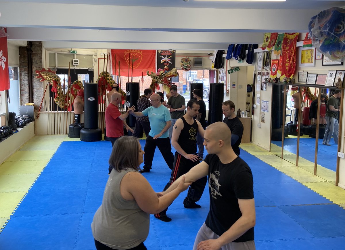 moifa_sifu's tweet photo. A great Tai Chi class this morning. Form &amp; Push Hands training. Come and try a Free Taster session, improve your mental and physical health #TaiChi #Taijiquan #healthystart #startyourday #SundayMorning #yangstyle #taichichuan #pushhands #relax #Rehabilitation #bloodpressure #move https://t.co/hKPHYMFLbw