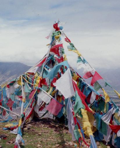 FotiosFrida's tweet photo. I’m going to Nepal next week & if any of my friends would like me to make a Prayer Flag offering for themselves or a loved one, DM me the name & I’ll ensure it’s done 🙏🏻🤲📿 #nepal #prayerflag https://t.co/UdVKs5TAMg