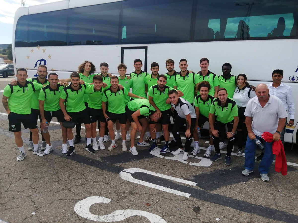 Parada para descansar de los nuestros. 
En breve llegamos a #Montehermoso. 

#TengoUnaCorazonada💚