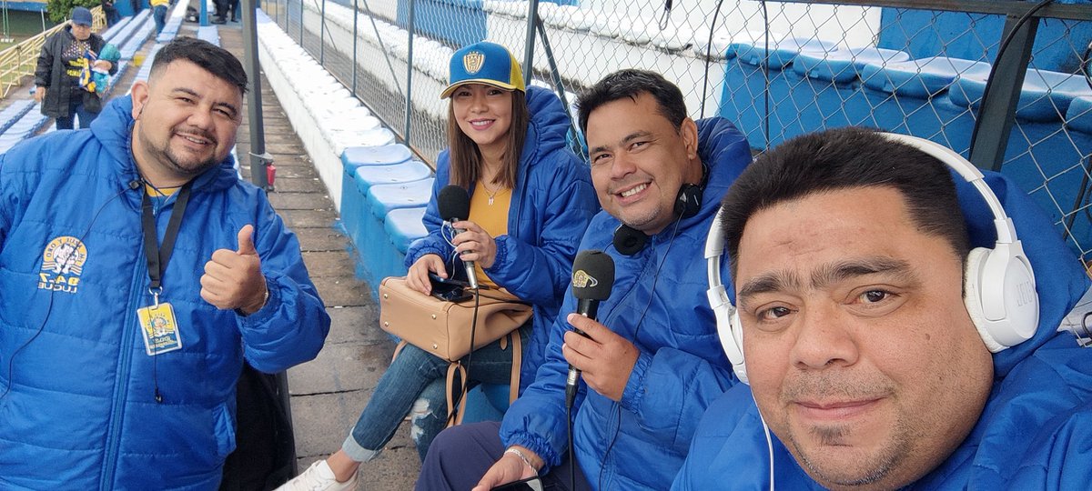 arturosegovia's tweet photo. @SpLuquenOficial nuestra religión, acompañando al chanchon por @azulyorodigital desde el Feliciano Cáceres.
@Miguelroaorue @VeroCoronel12 @victorraul947 🇺🇦🙏 https://t.co/gHRLXPqMK5