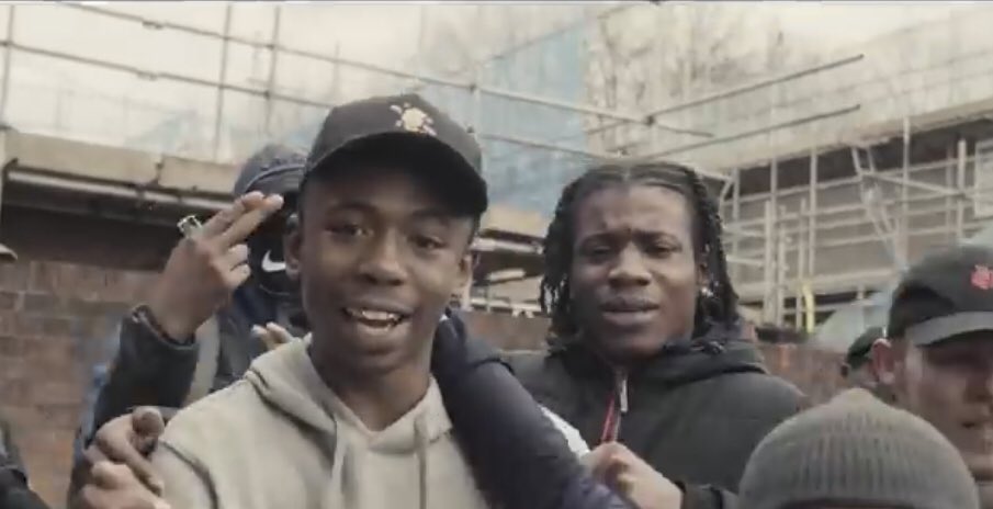 AimzorAimer tweet media