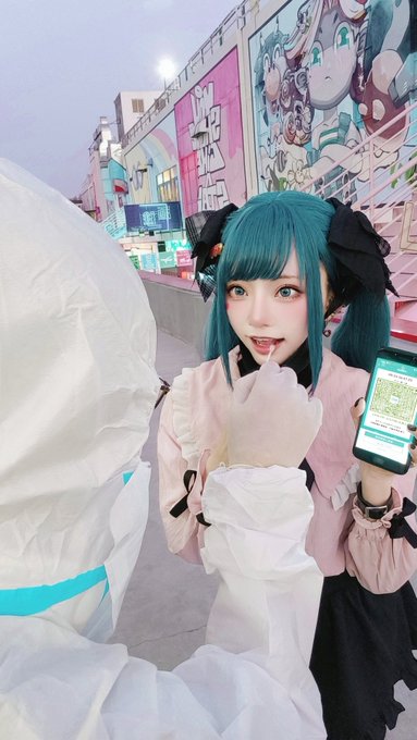 Twitterのコスプレ画像22