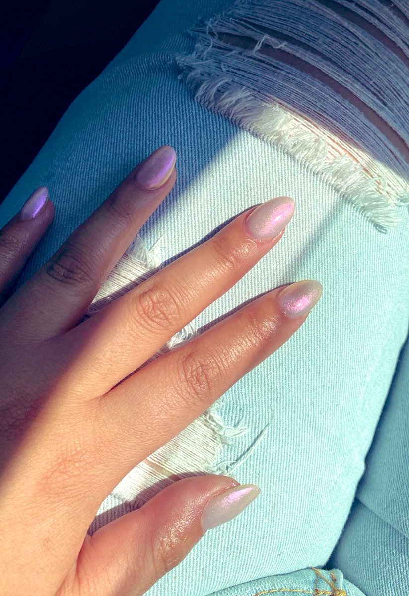 0x_Chonkers's tweet image. Gm ☀️ Woke up early this morning to mint theeeeeese! 💜