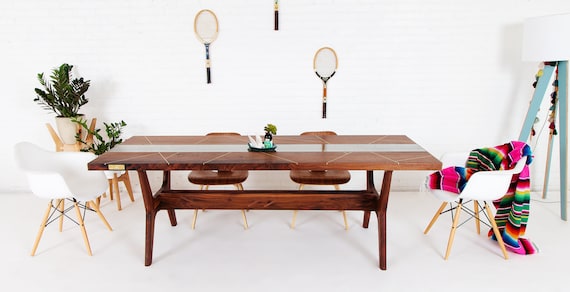 moderncre8ve's tweet image. Walnut Live Edge Dining Table| Handmade In Ohio etsy.me/3K9s3aP #moderndiningtable #walnutdiningtable #conferencetable #epoxytable @etsymktgtool