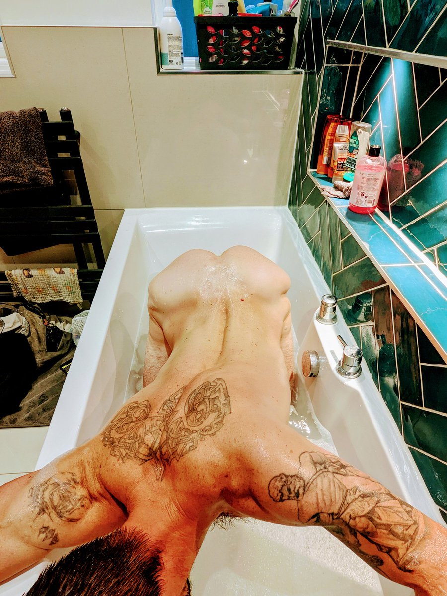 Onlyfans_deal's tweet photo. Do you like this body wanna spend some time with him  ❓❓
Follow @Mackiegeef4f

✷ Daily content
✷ Solo play
✷ Exclusive pics &amp; vids
✷ 1-1 chat
✷ Customs

‼️Link In His Bio ‼️ https://t.co/dM6Hc8mitI