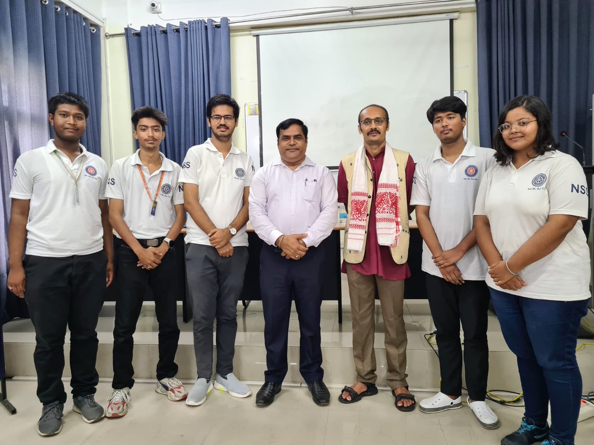 NSSNCA1's tweet photo. Our NSS Volunteers participated in the Inter college quiz, patriotic song and extempore speech competition organized by Gauhati University on NSS DAY  &amp; were able to grab prizes too! #NSS #nssday2022 https://t.co/EHwSs7k27U