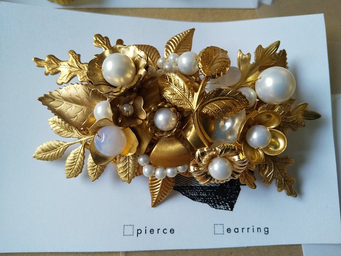 たからものを贈る
(再掲)

#Niebla_jewelry 
