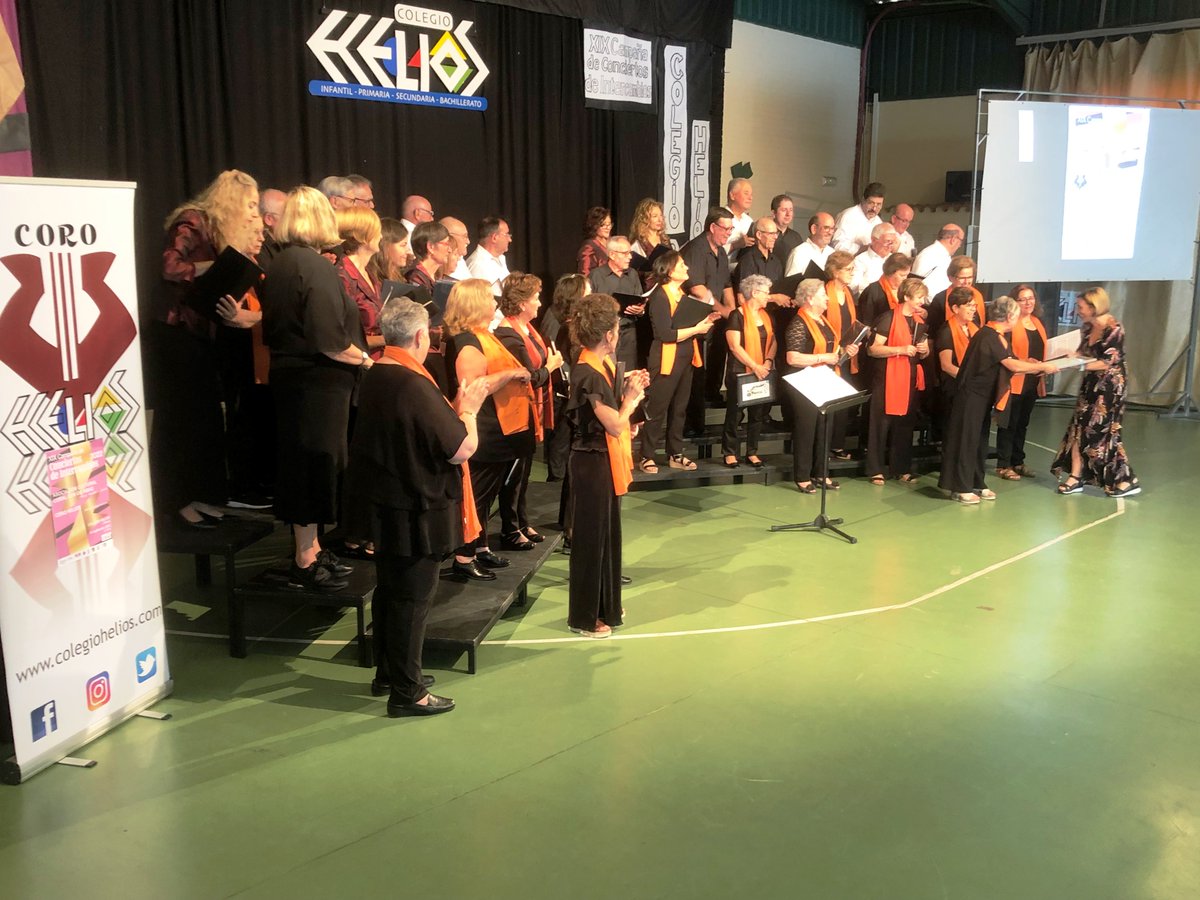 Colegio_Helios's tweet photo. 🎵 Concierto con la Coral San Gil Abad y el Coro Helios en la Campaña de Conciertos de Intercambios 2022 organizada por el Institut Valencia de Cultura
#TempusHelios es también tiempo de música.
#CoroHelios
#fecocova
#GVAivc https://t.co/hmho7qqmuN
